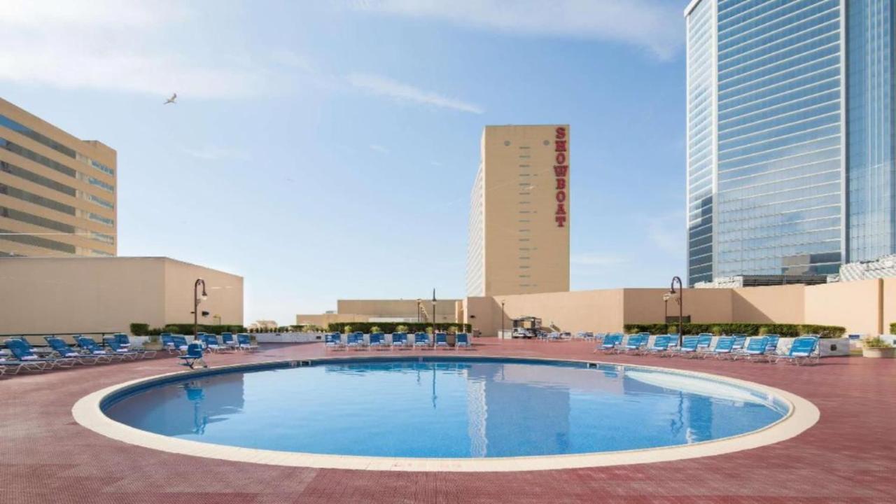 Inn Cozysuites Showboat Modern Beachside Atlantic City