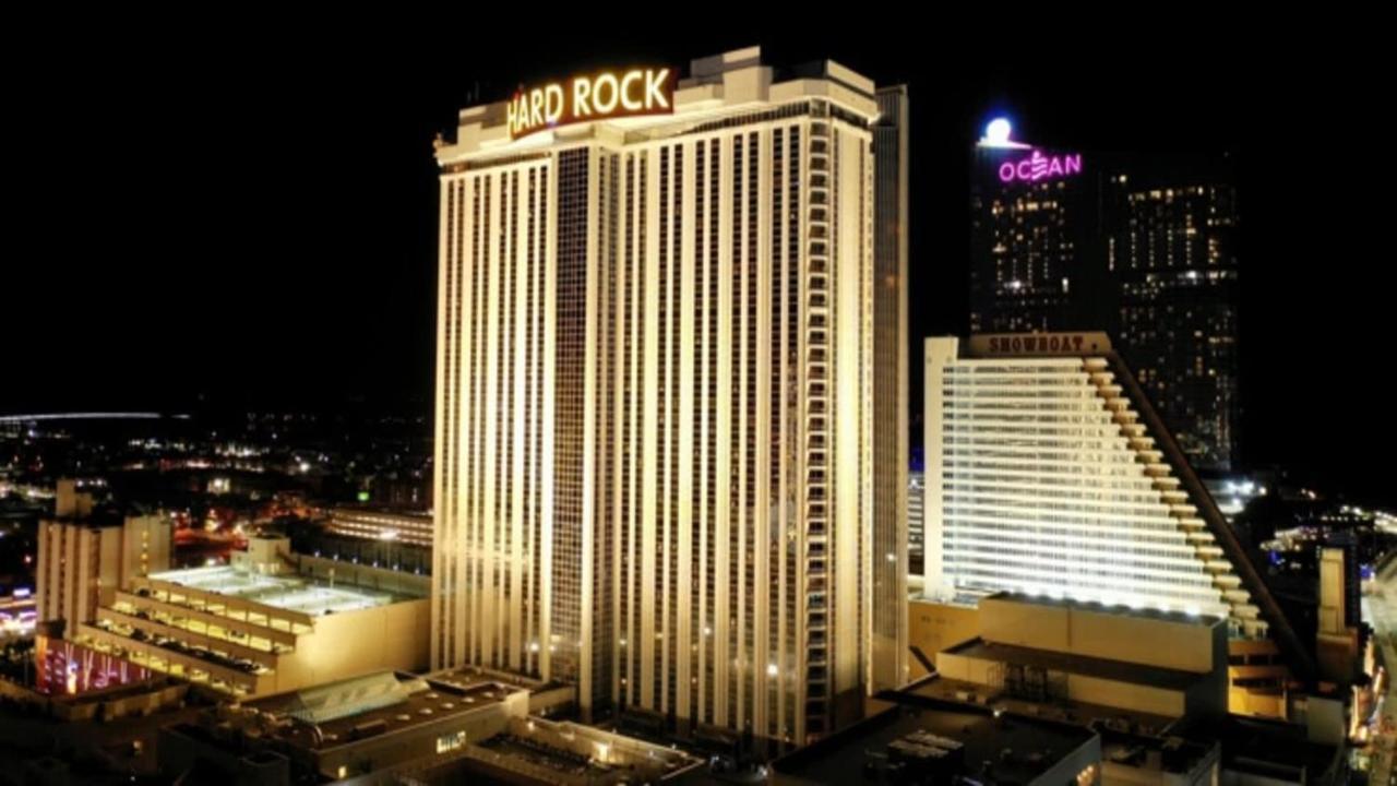 Inn Cozysuites Showboat Modern Beachside Atlantic City